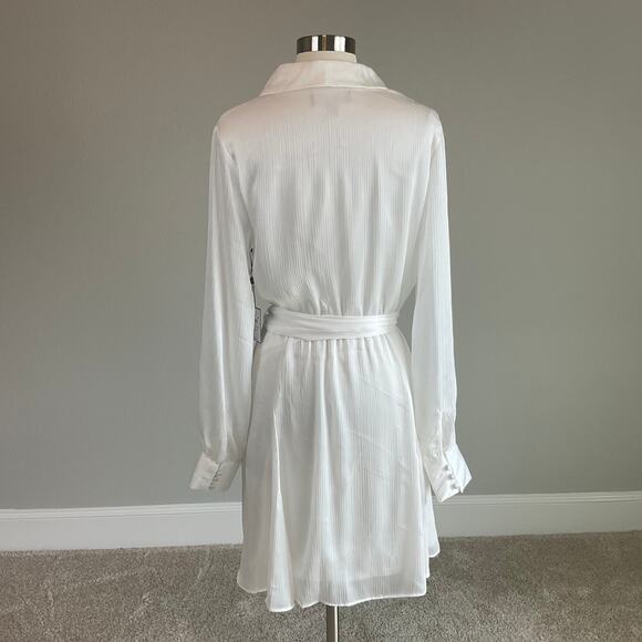 White Satin Long Sleeve Cocktail Dress Size 10 Laundry V-Neck A-Line Wrap - Picture 7 of 14